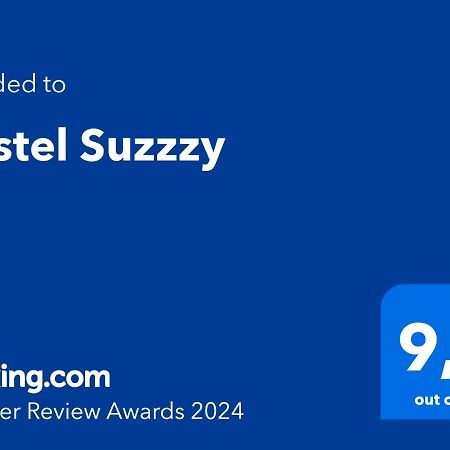 Novska Hostel Suzzzy מראה חיצוני תמונה