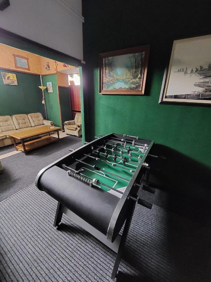 Novska Hostel Suzzzy מראה חיצוני תמונה