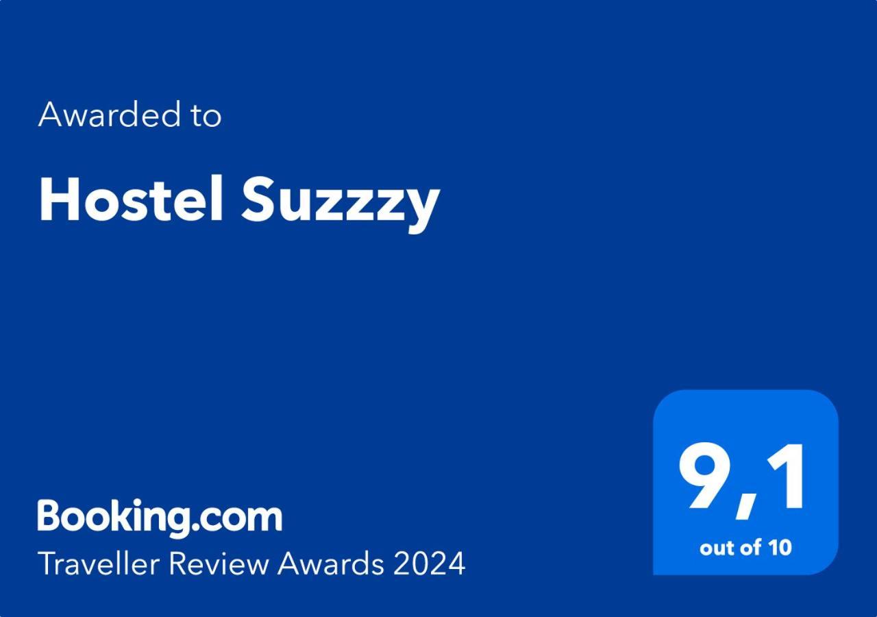 Novska Hostel Suzzzy מראה חיצוני תמונה